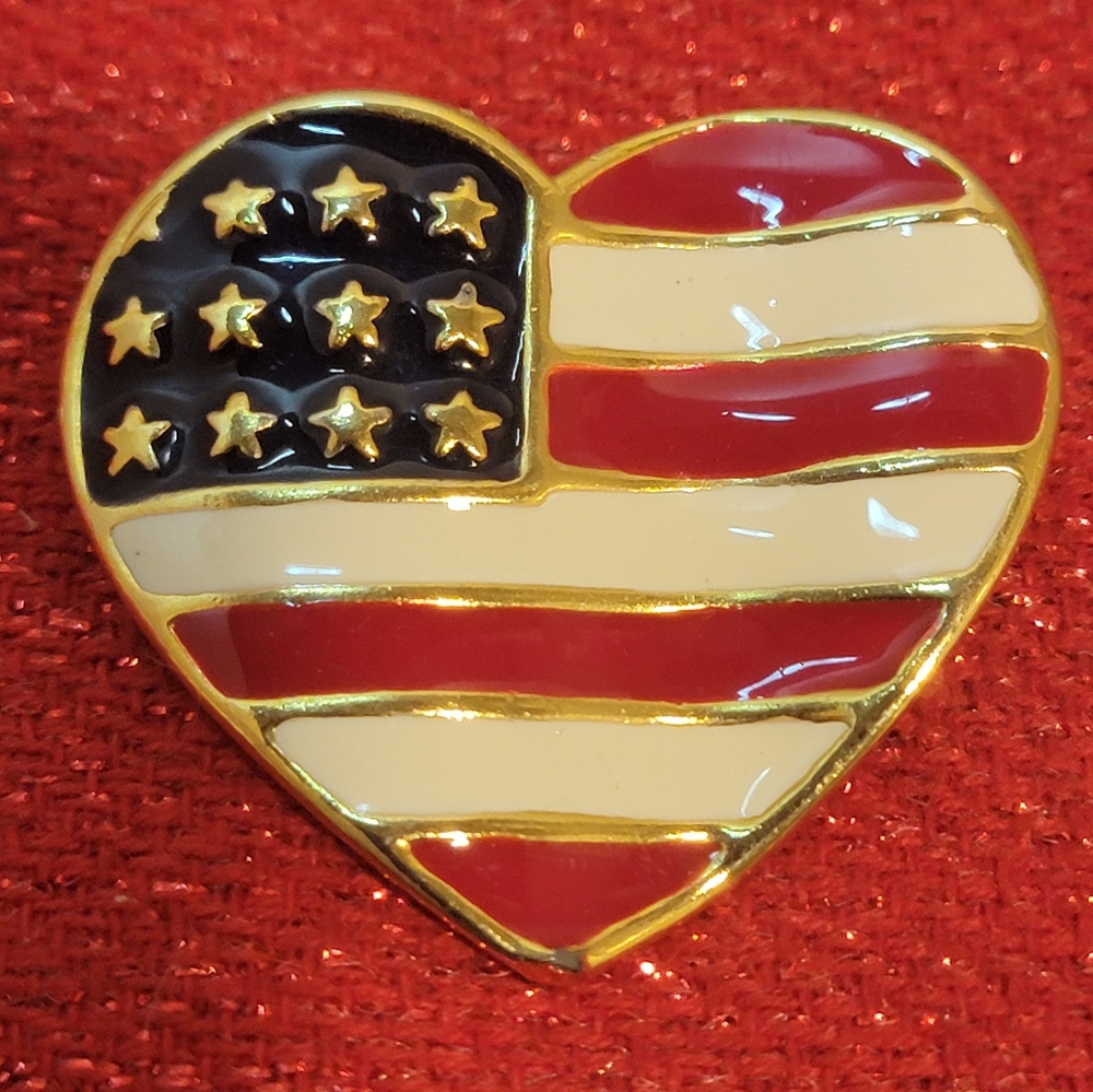 Charter Club Enamel American Flag Heart Brooch Gold 1.5" Made in the USA!